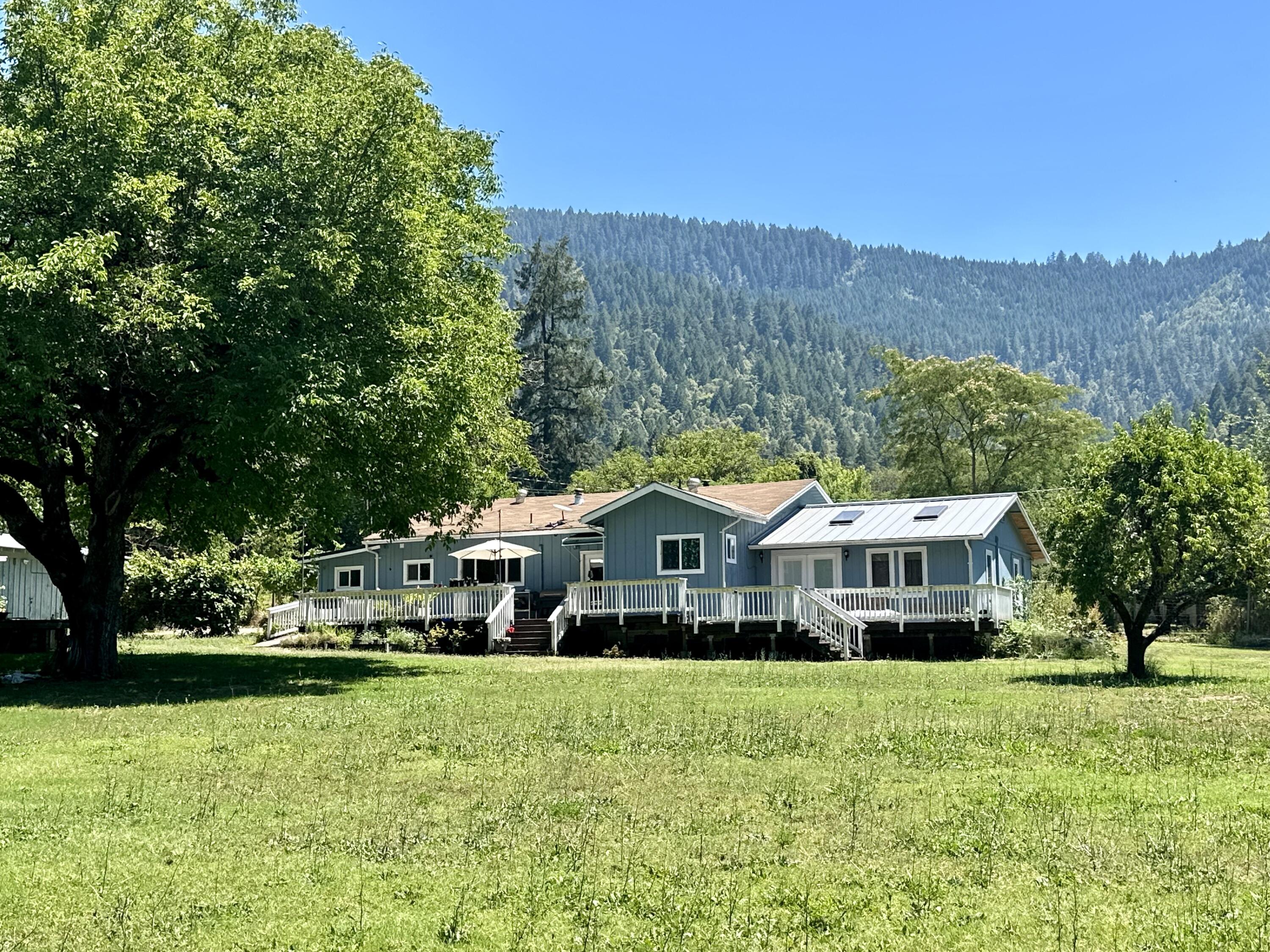 1433 Red Cap Road Orleans, CA 95556 - Photo 1 of 47 Gallery Image 1