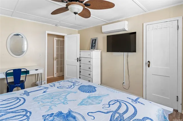 $8,750 | 180 Cottage Walk, Ocean Beach, NY 11770