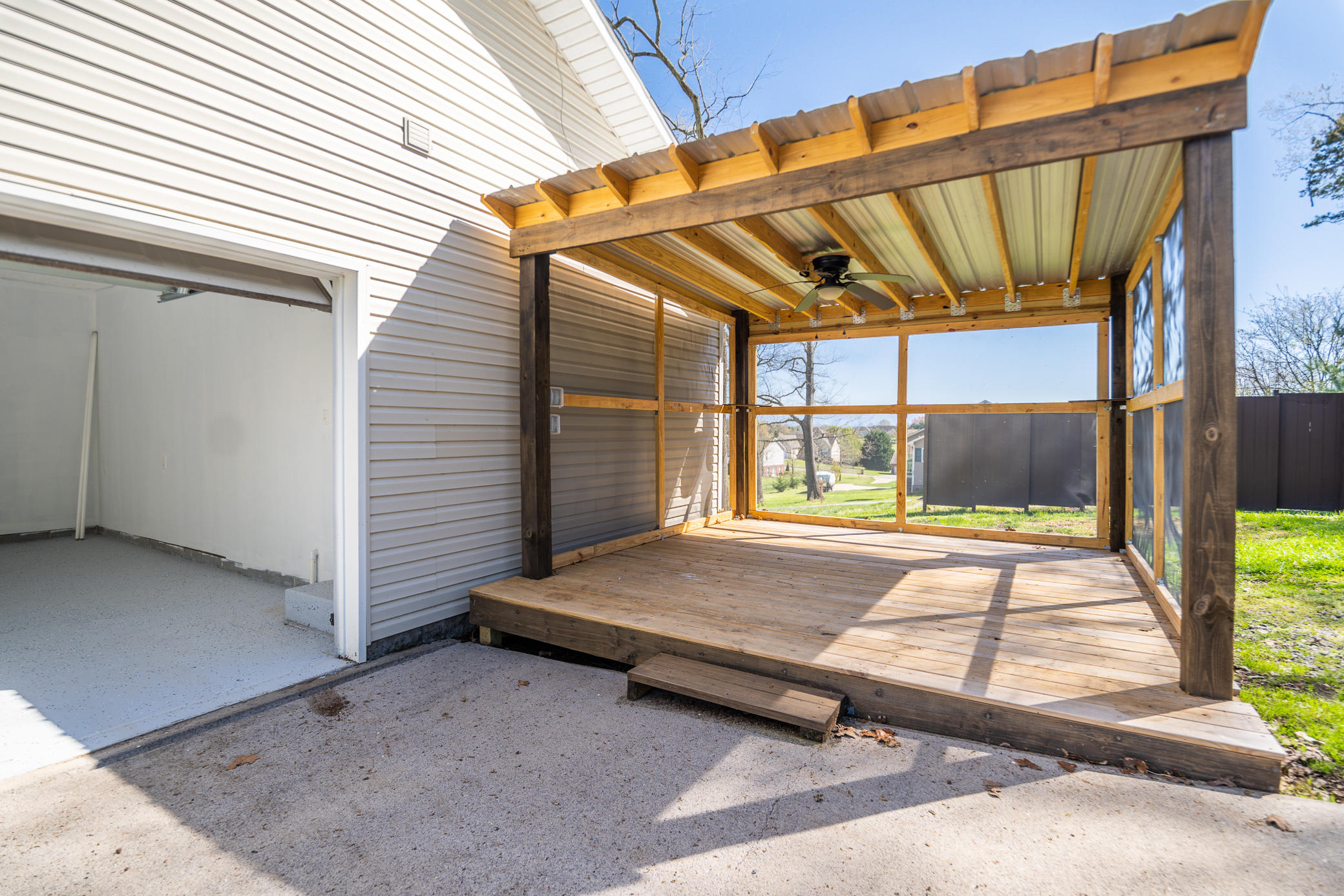 437 Morie Road Dandridge, TN 37725 - Photo 22 of 26 porch view 2
