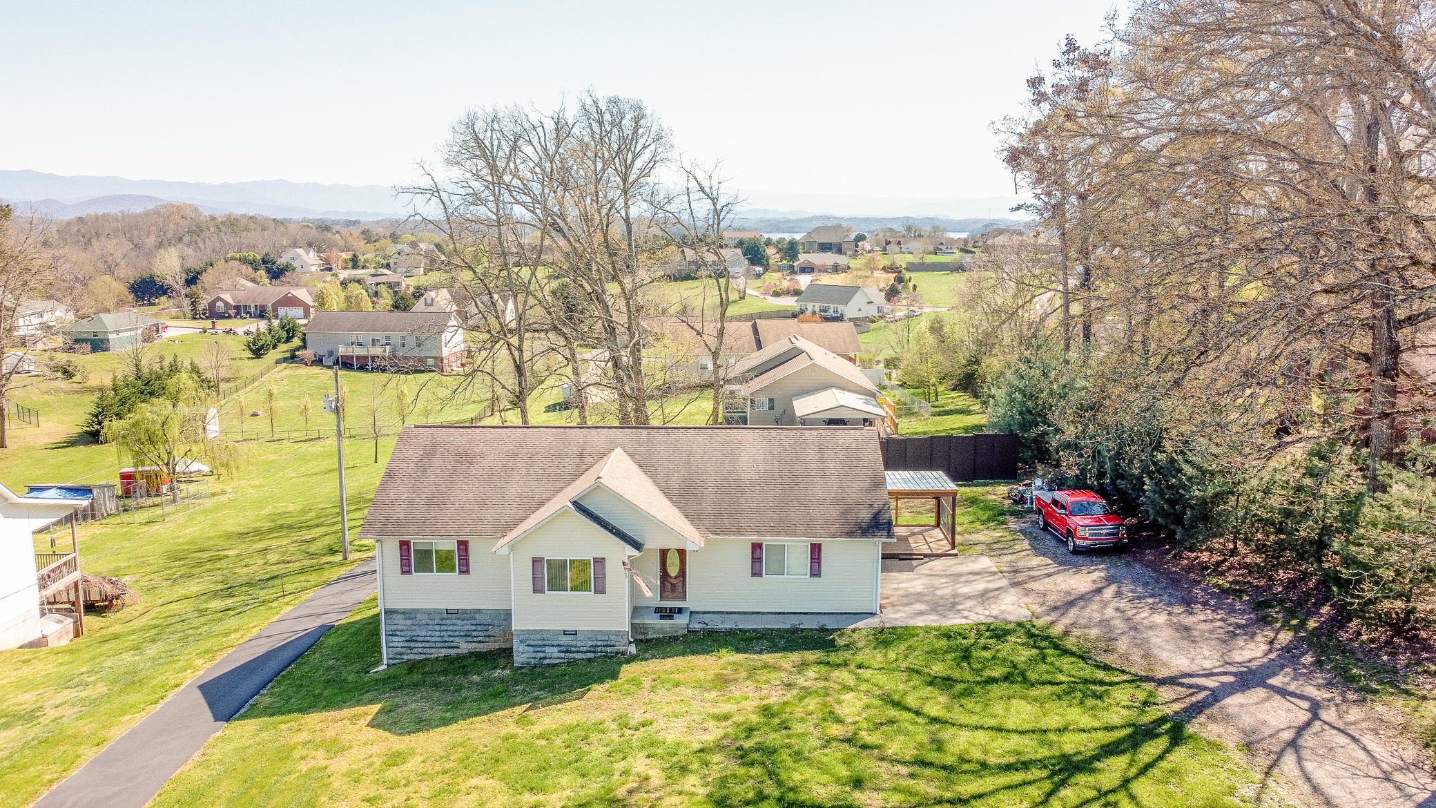 437 Morie Road Dandridge, TN 37725 - Photo 26 of 26 front aerial