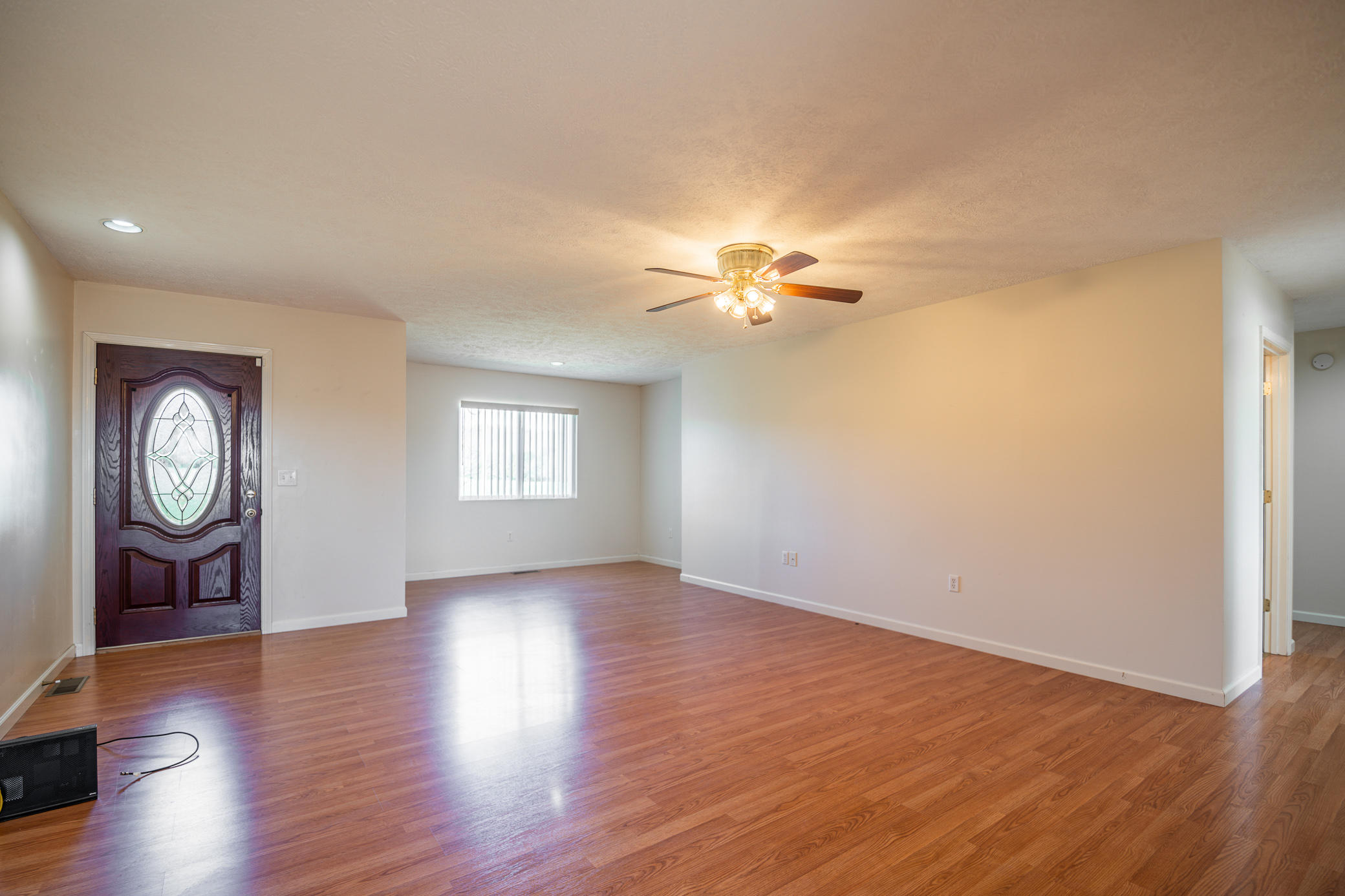 437 Morie Road Dandridge, TN 37725 - Photo 4 of 26 living room view 2
