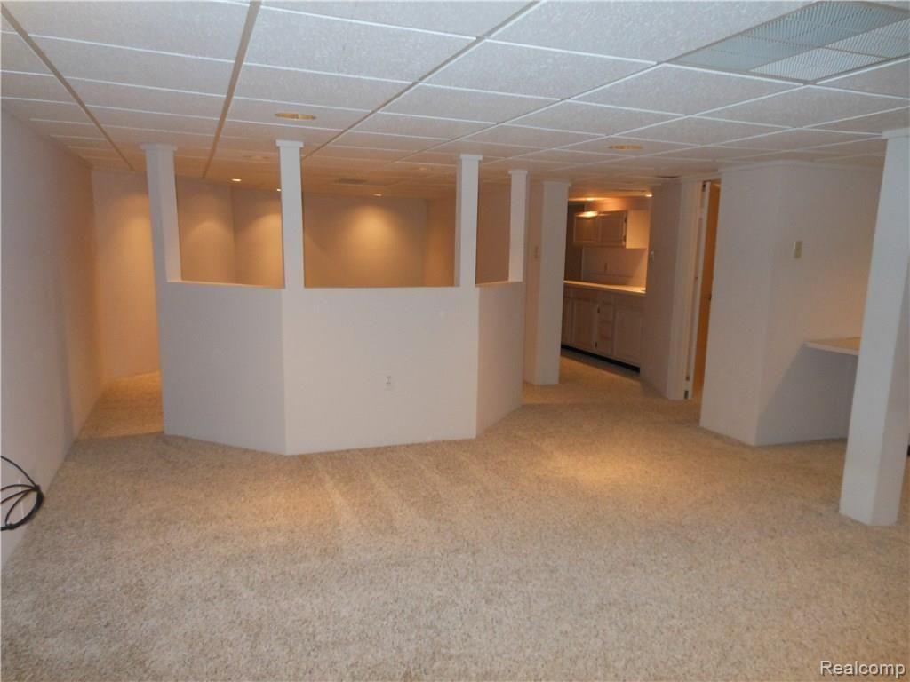356 Meadow Bridge Drive, Unit 120 Rochester Hills, MI 48307 - Photo 29 of 34