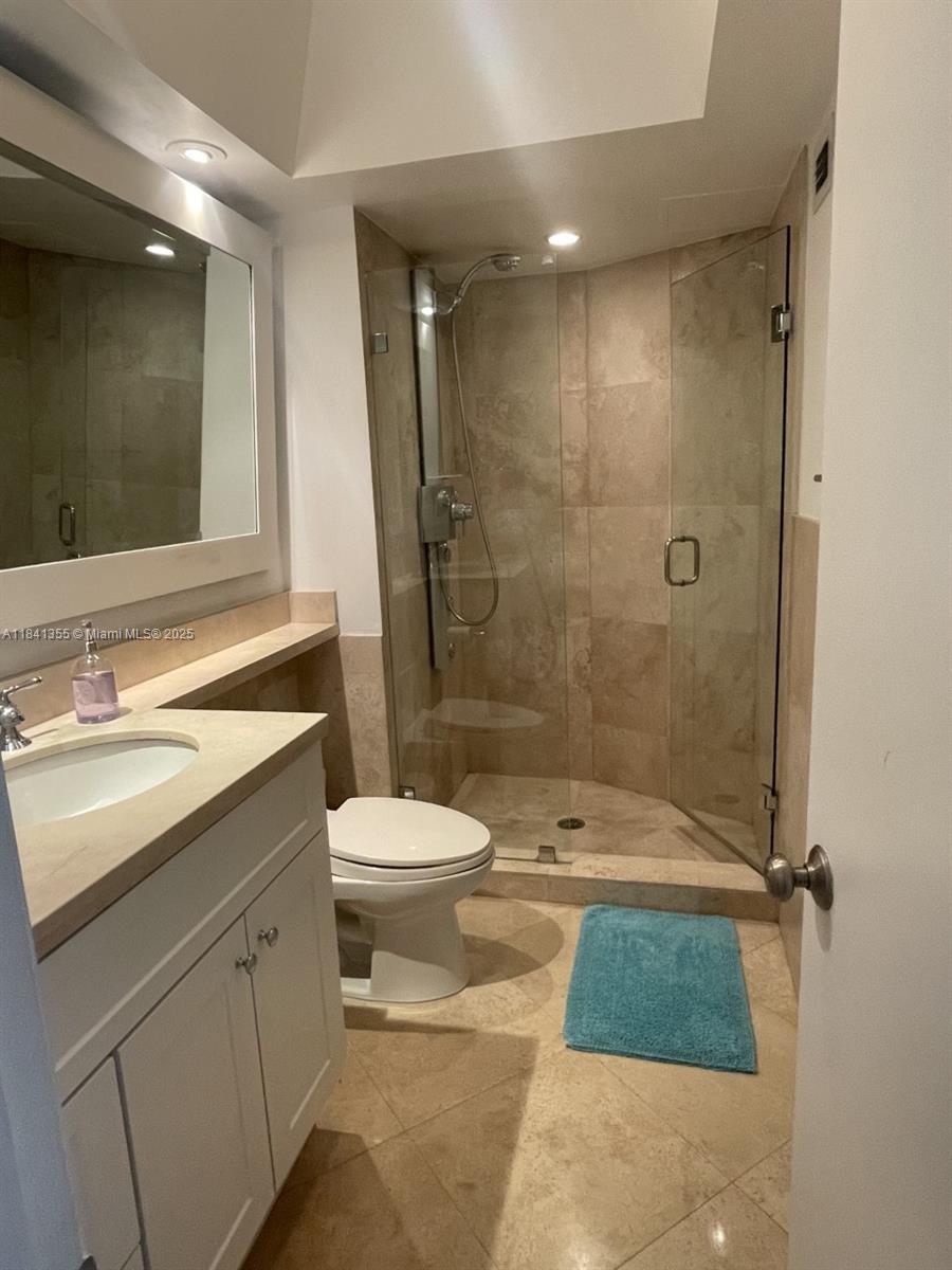 1121 Crandon Boulevard, Unit E1205 Key Biscayne, FL 33149 - Photo 5 of 5