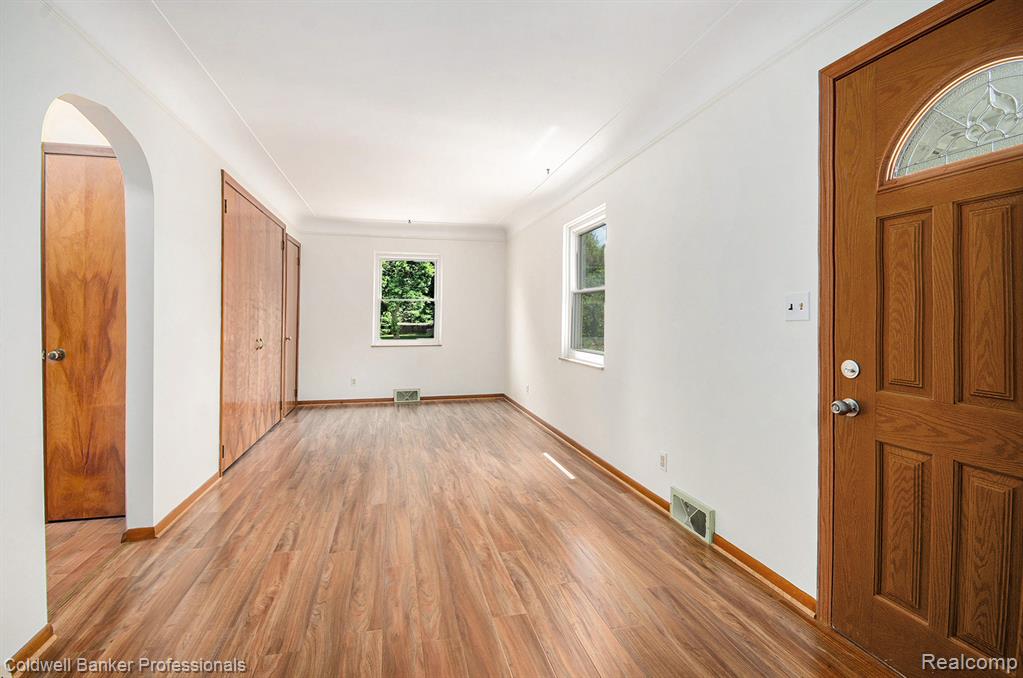 2740 Judah Road Lake Orion, MI 48359 - Photo 13 of 33