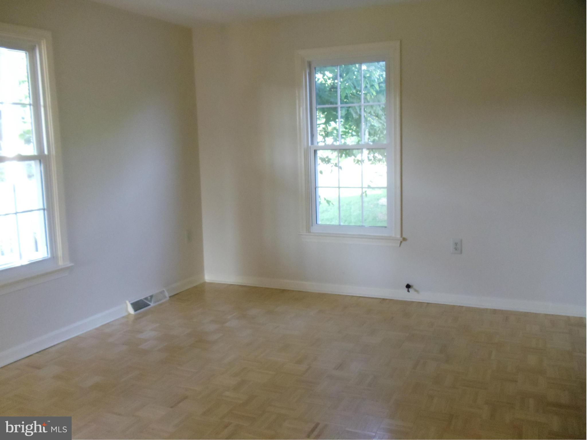 36747 Paxson Road Purcellville, VA 20132 - Photo 8 of 30 Dining Room