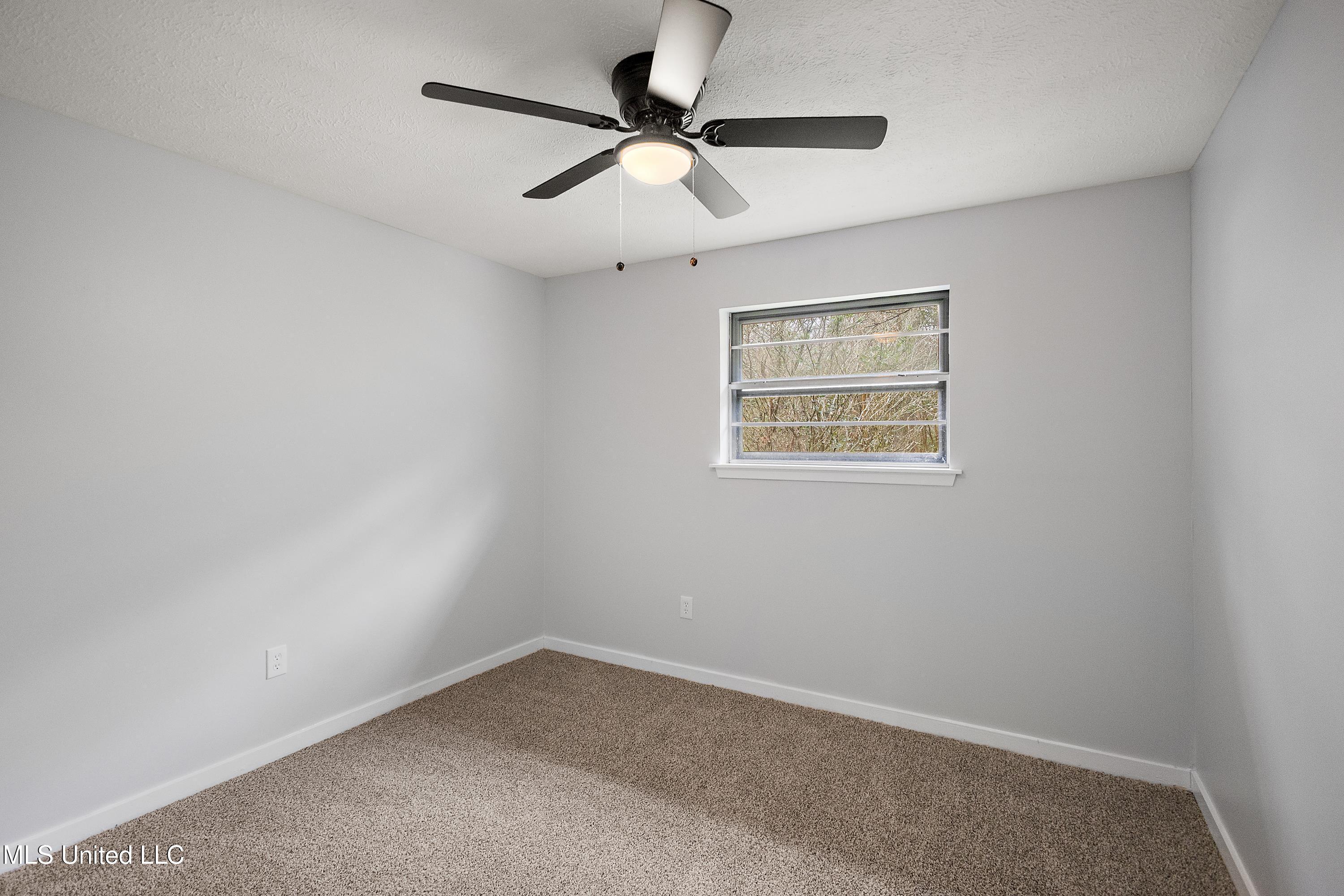 206 Indian Mound Road Clinton, MS 39056 - Photo 12 of 17 IMG_1537