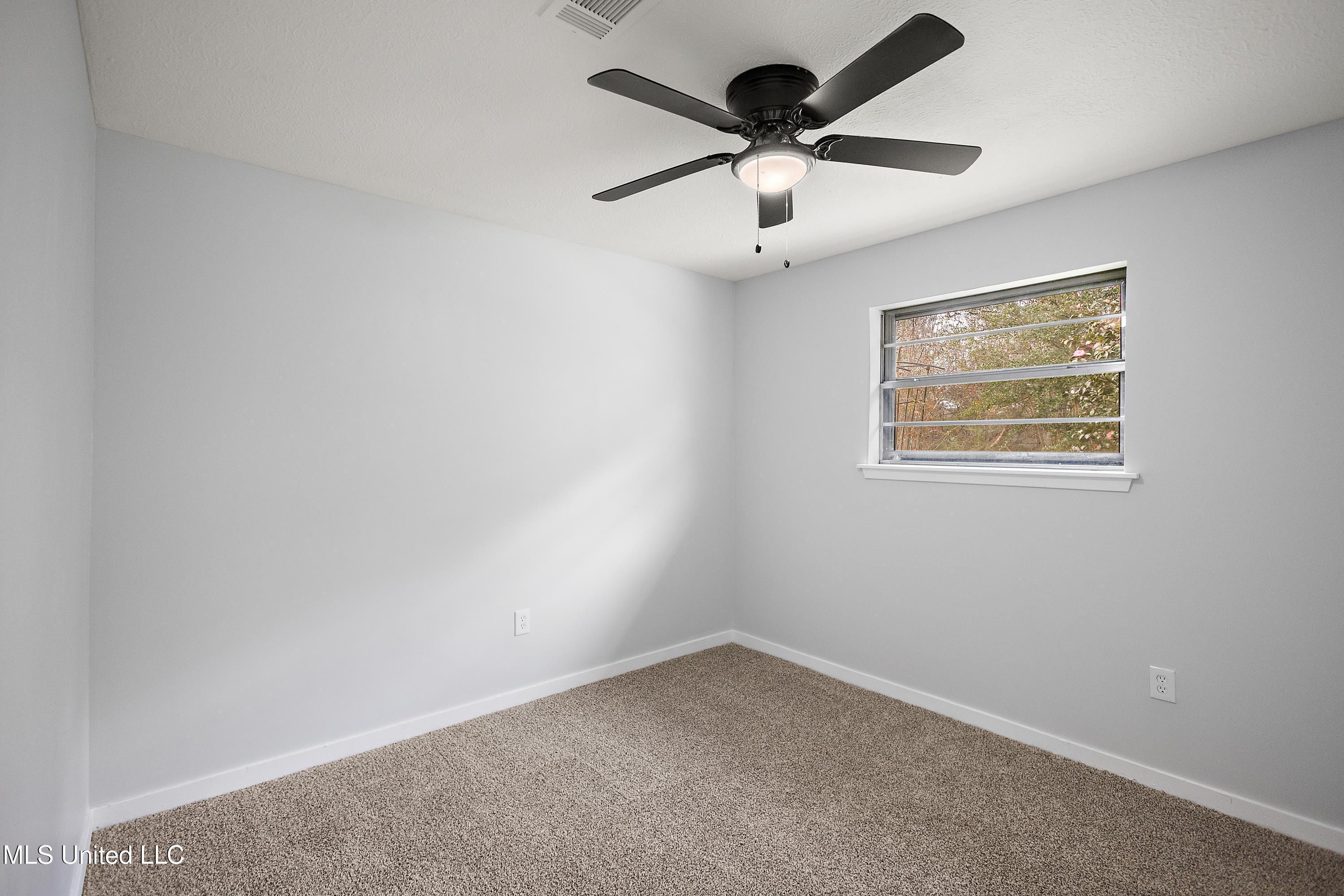 206 Indian Mound Road Clinton, MS 39056 - Photo 14 of 17 IMG_1539