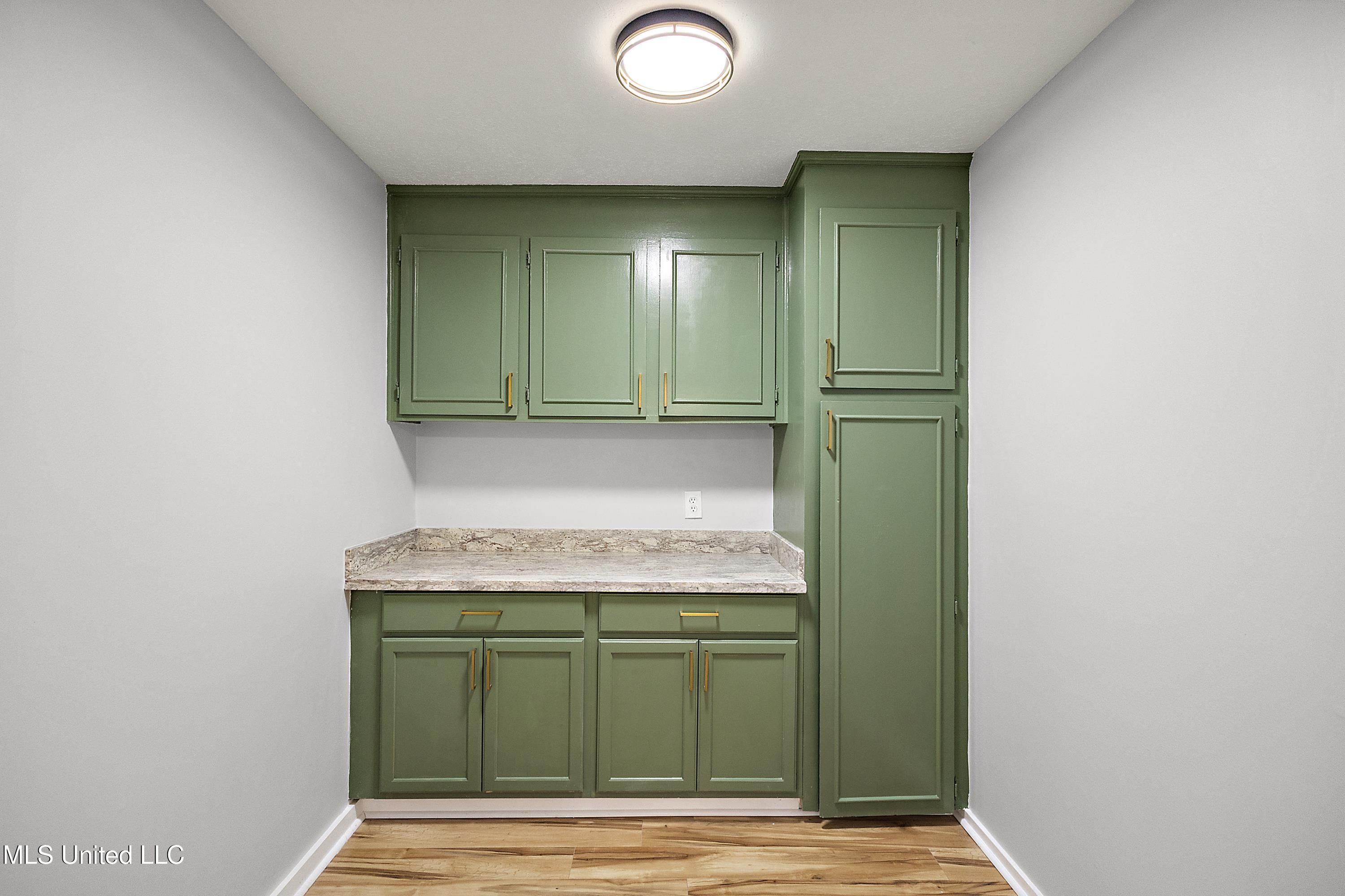 206 Indian Mound Road Clinton, MS 39056 - Photo 9 of 17 IMG_1532