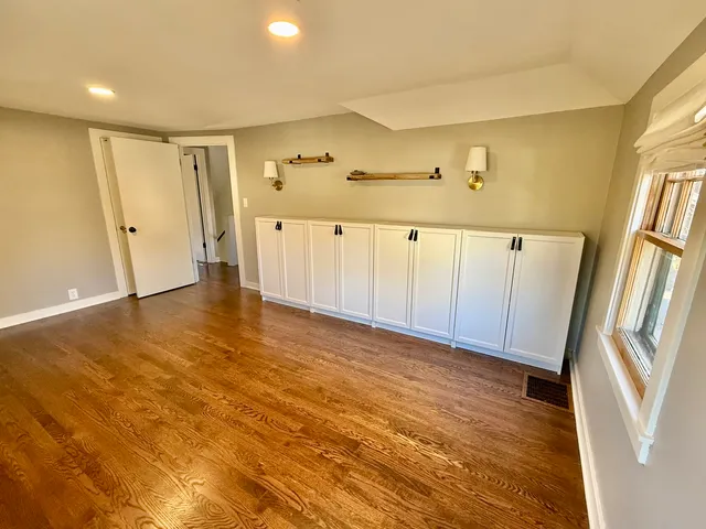 $2,900 | 4700 Teonia Woods Drive, Rolling Meadows, IL 60008