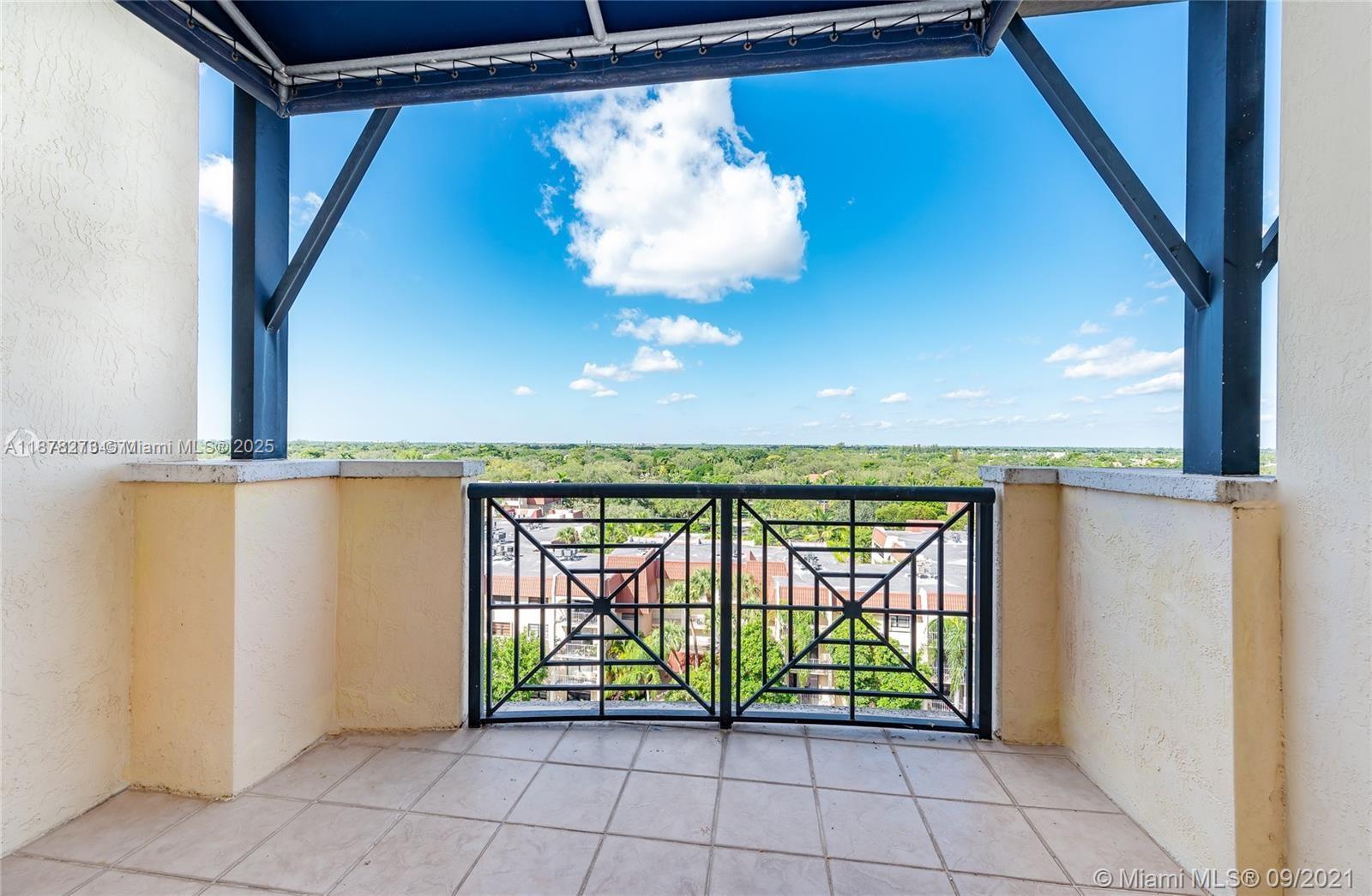 9021 Southwest 94th Street, Unit PH07 Miami, FL 33176 - Photo 24 of 32 a view of a entryway