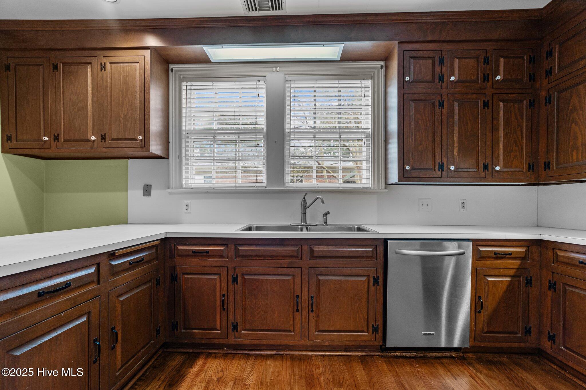 1201 W Road Kinston, NC 28501 - Photo 24 of 54 42-web-or-mls-LHV_9029