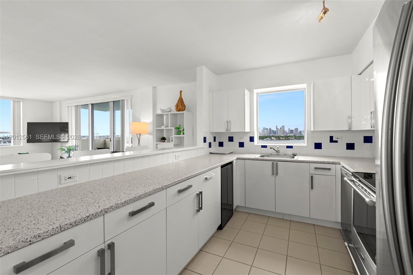 1500 Bay Road, Unit 1438S Miami Beach, FL 33139 - Photo 20 of 43