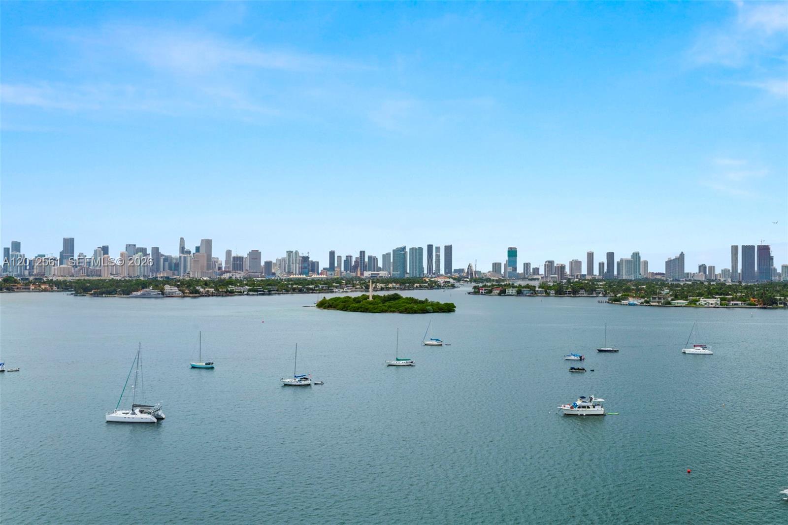 1500 Bay Road, Unit 1438S Miami Beach, FL 33139 - Photo 38 of 43