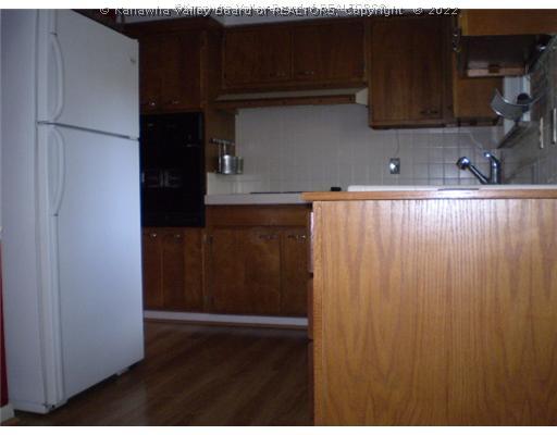 1903 Huber Road Charleston, WV 25314 - Photo 6 of 6 Kitchen.