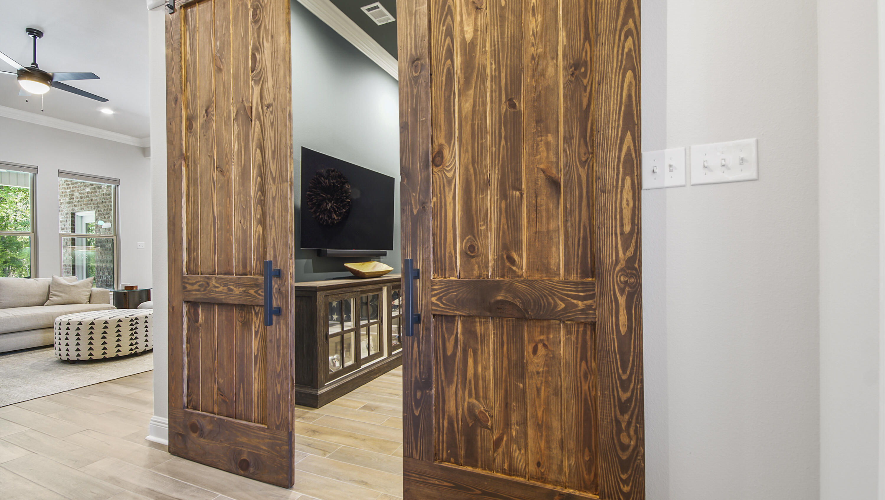 115 Flora Lane Freeport, FL 32439 - Photo 5 of 69 a view of hallway with livingroom and furniture