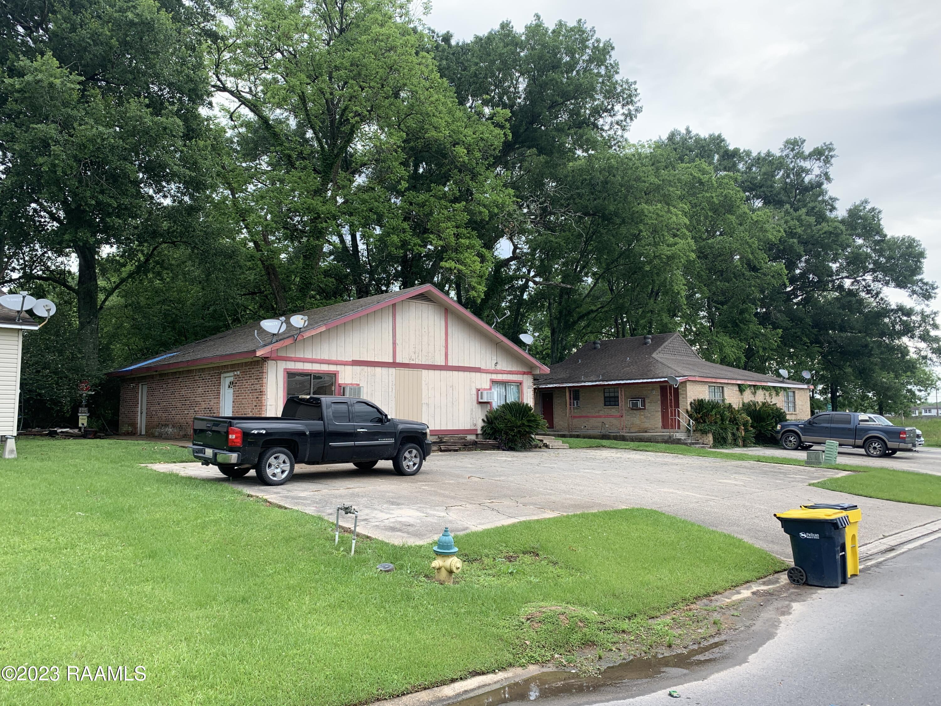 200 Rue Basin Carencro, LA 70520 - Photo 3 of 4 Front