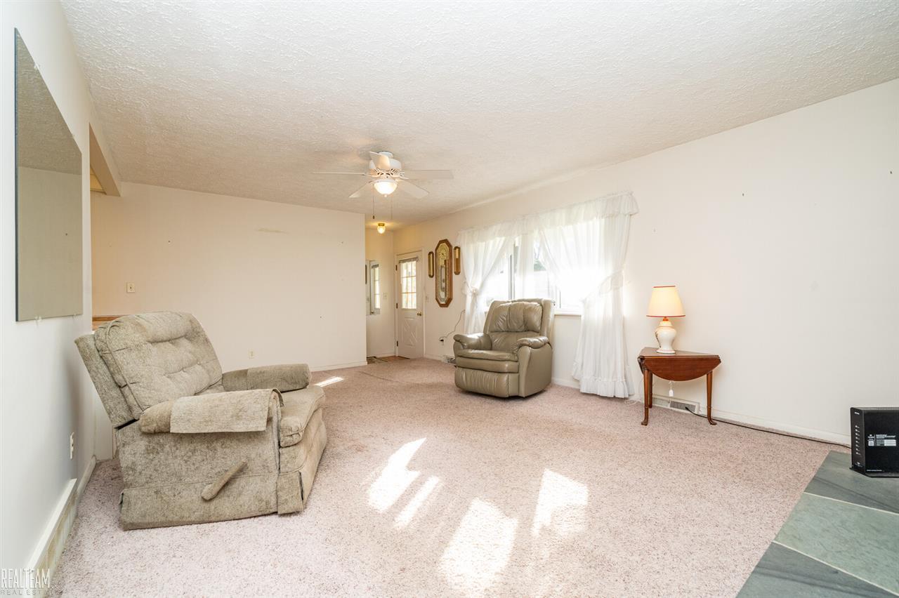 8680 Crosby Lake Road Clarkston, MI 48346 - Photo 5 of 31 50027912-4.JPG