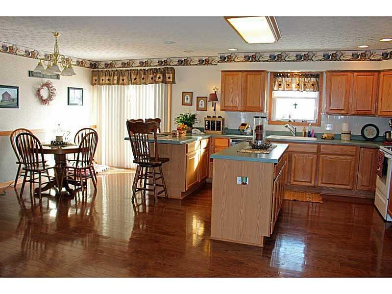 2980 Windy Ridge Drive Springfield, OH 45502 - Photo 4 of 25