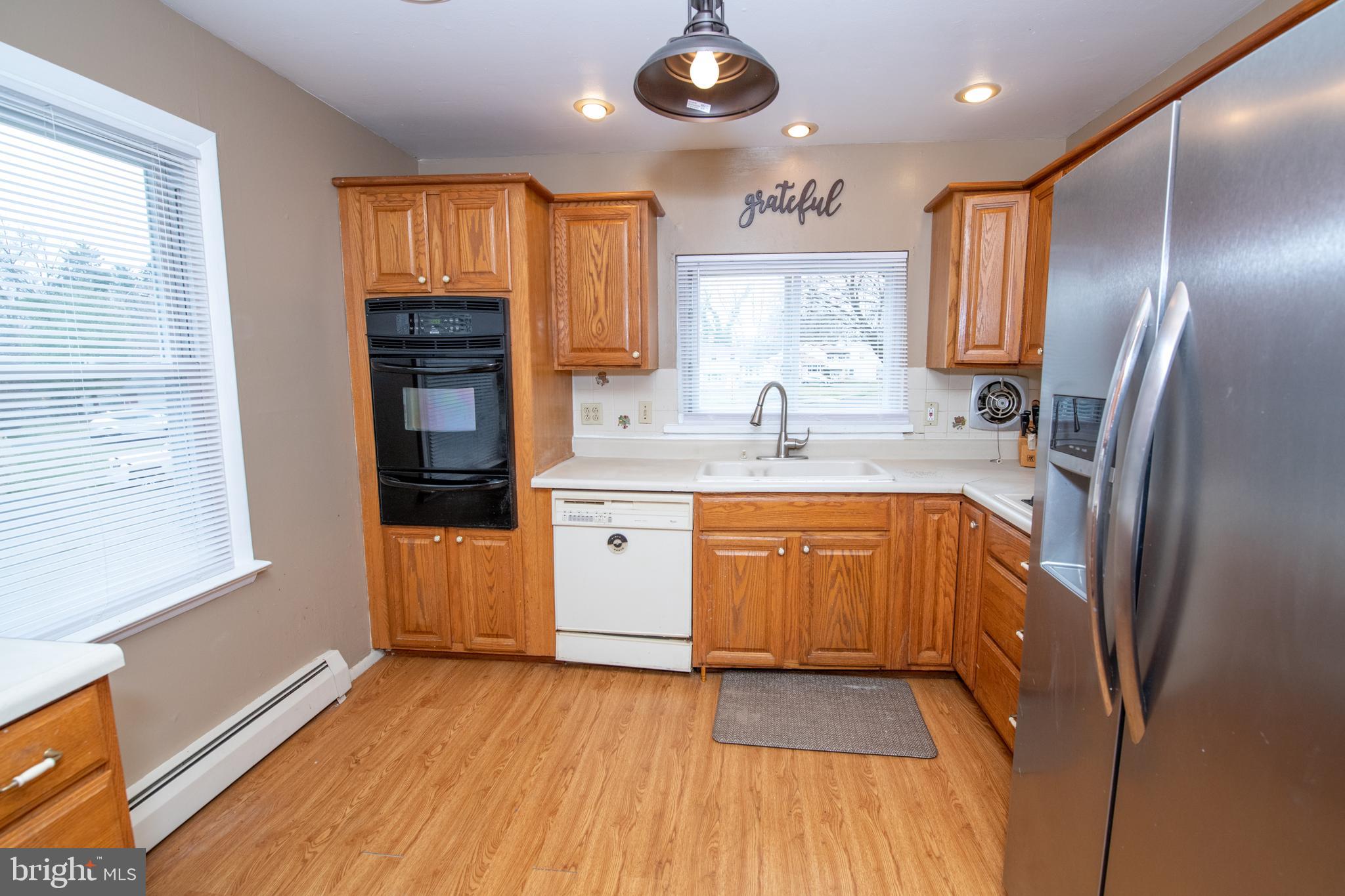 53 Flamingo Road Hatboro, PA 19040 - Photo 6 of 21 Gallery Image 6