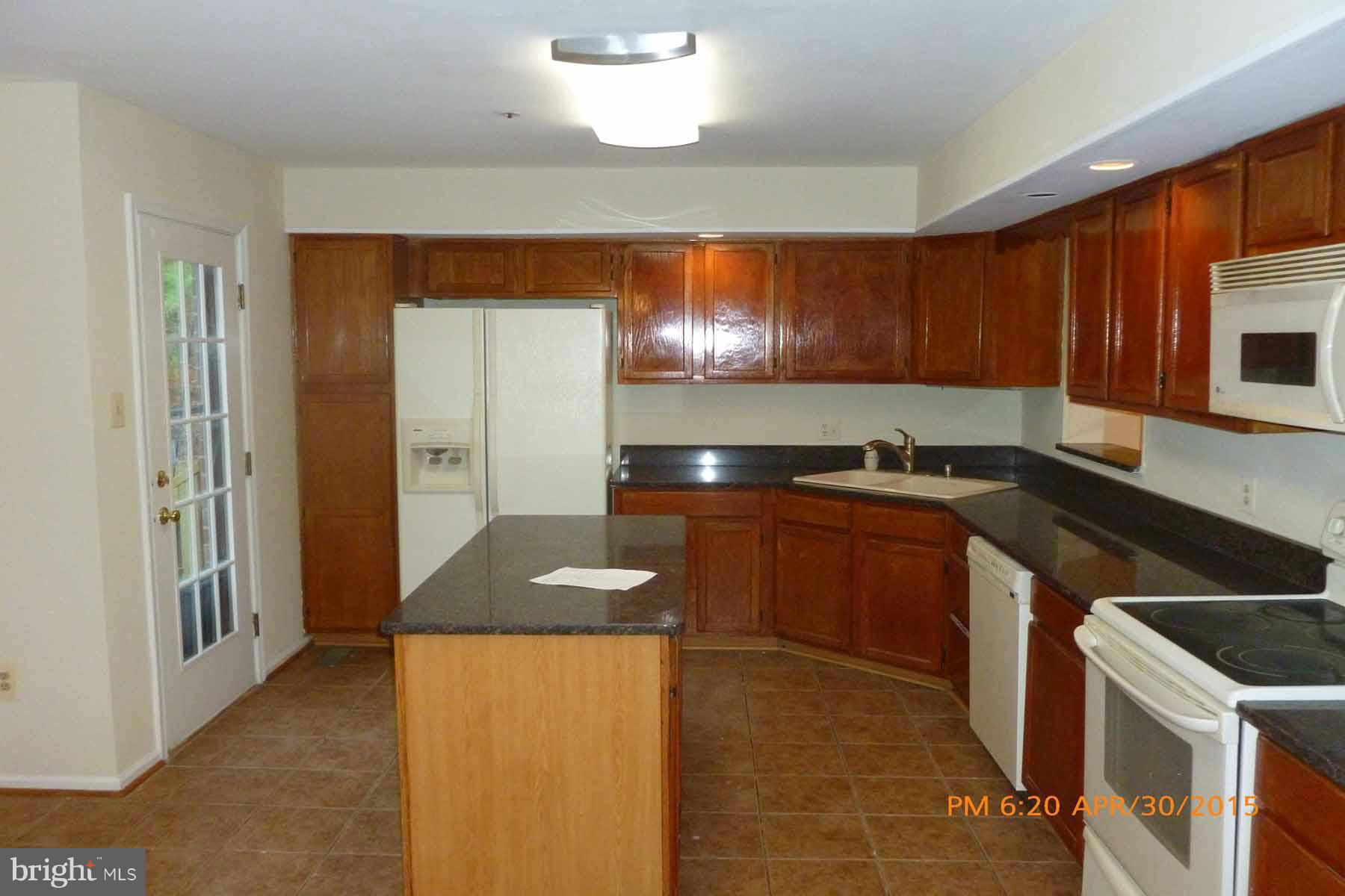 9427 Rosmarin Way Laurel, MD 20708 - Photo 7 of 26 Kitchen