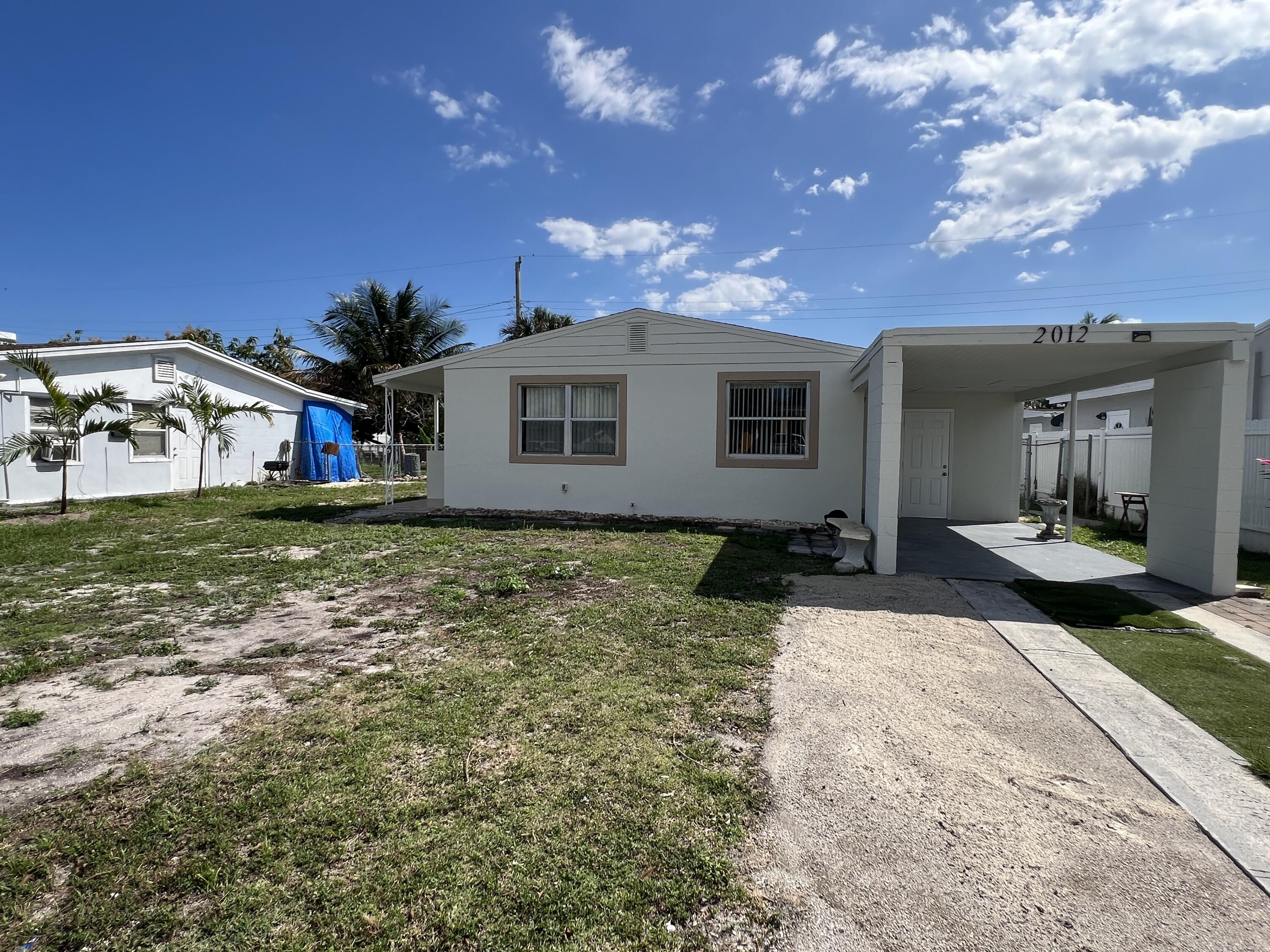 2012 Ardmore Road West Palm Beach, FL 33409 - Photo 13 of 18 Front