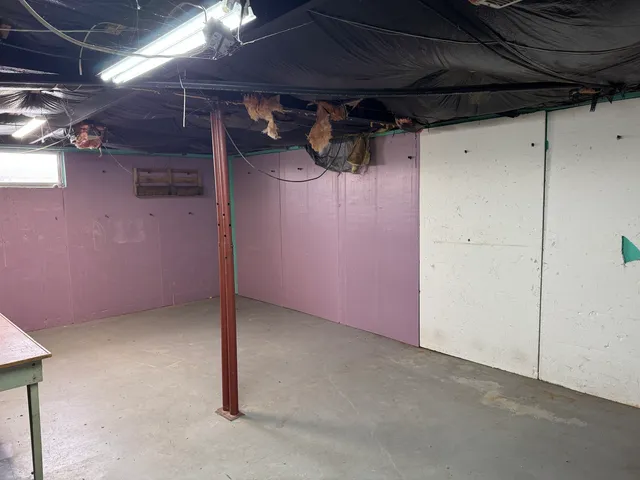 a view of empty room