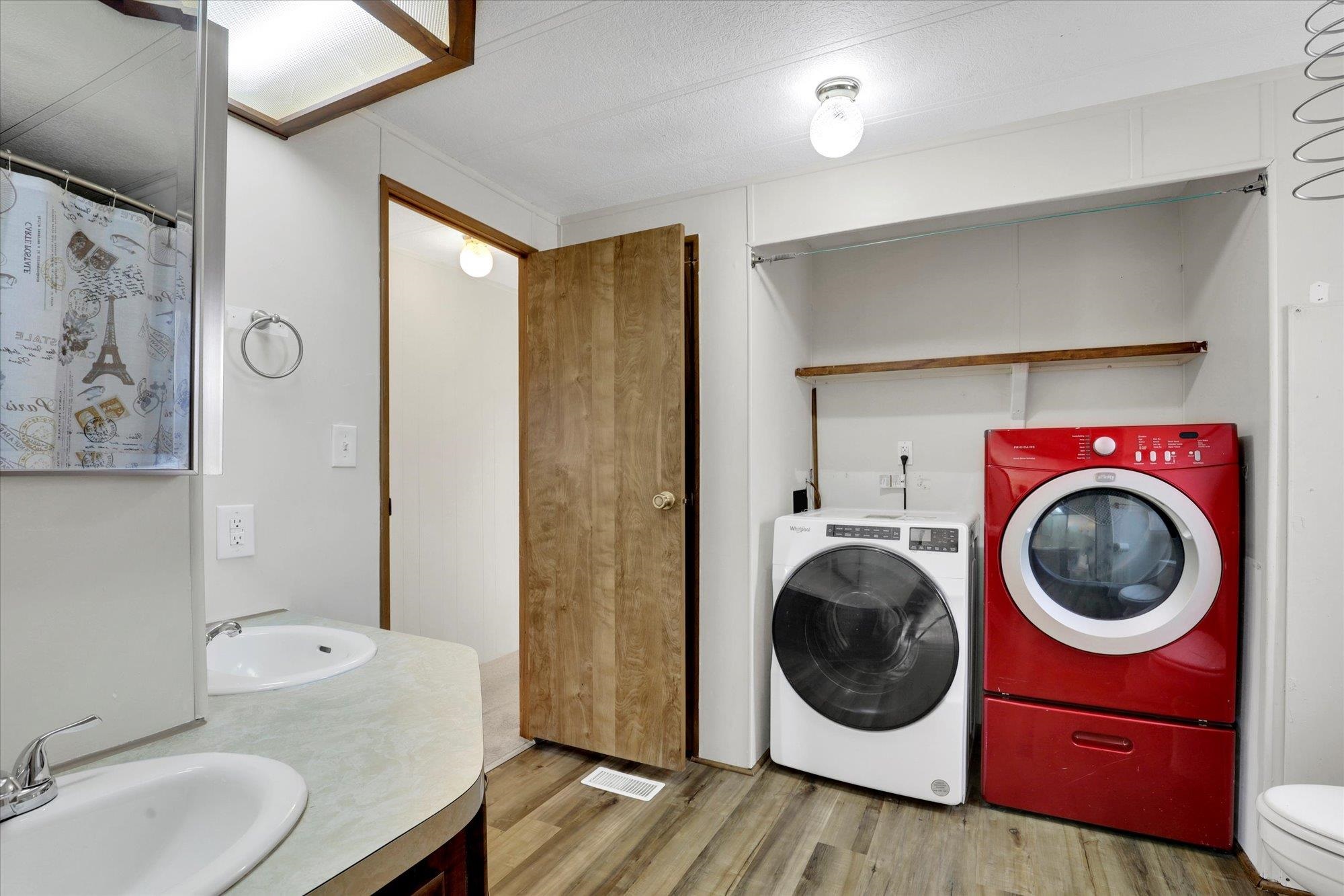 3925 East Farwell Road, Unit 18 Mead, WA 99021 - Photo 13 of 25 Gallery Image 13