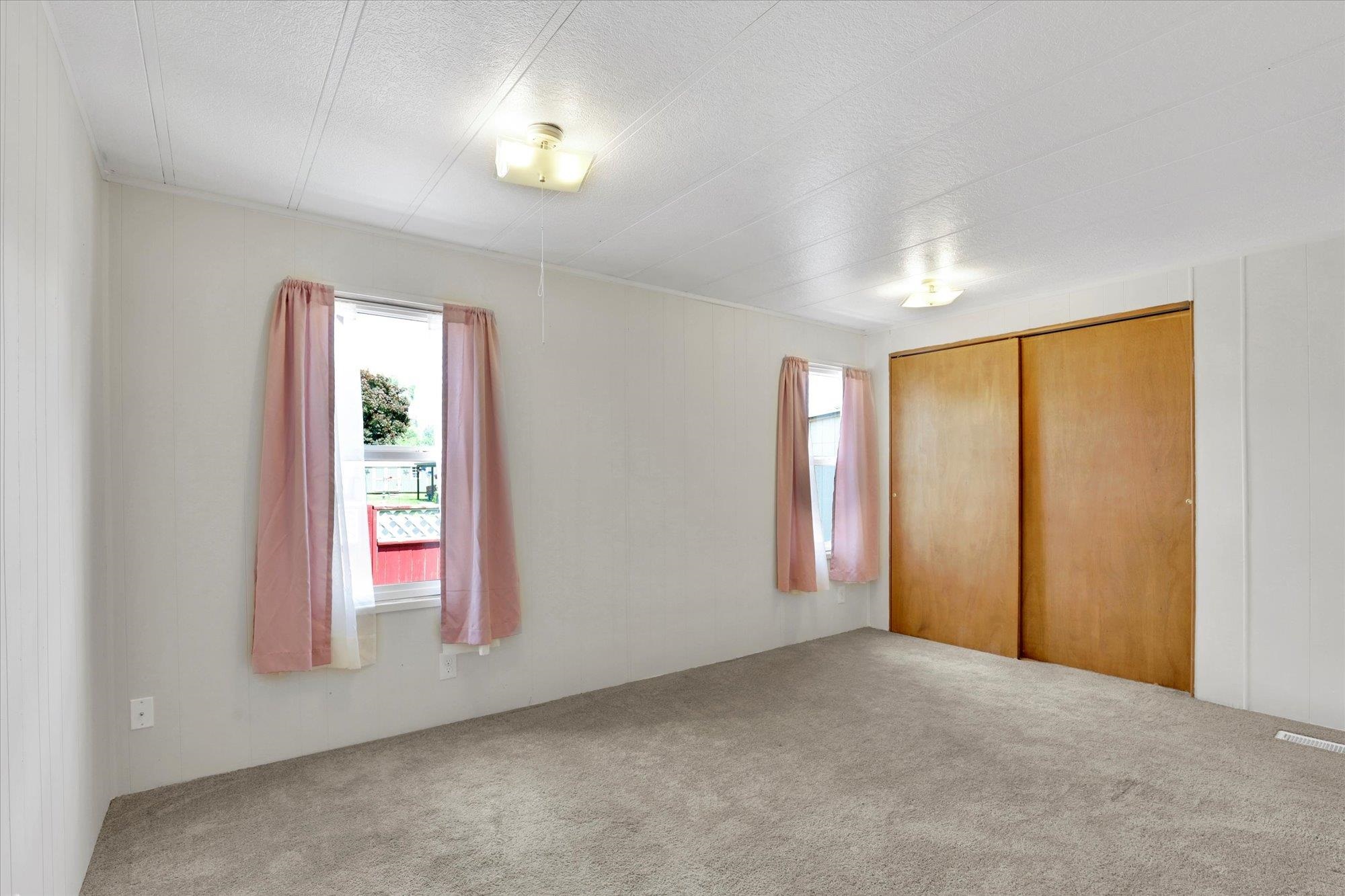 3925 East Farwell Road, Unit 18 Mead, WA 99021 - Photo 10 of 25 Gallery Image 10