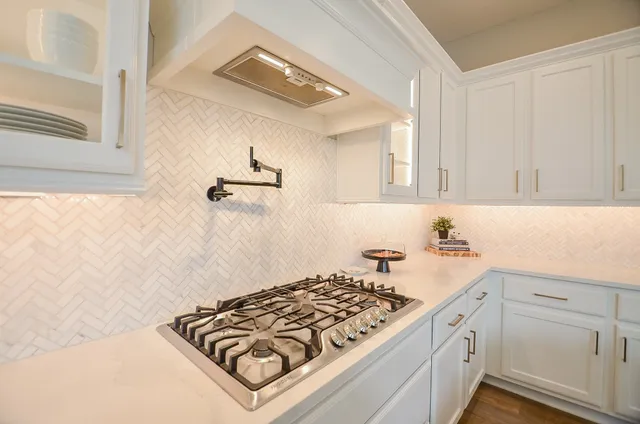 $599,999 | 2505 Swang Pl., Houston, TX 77008