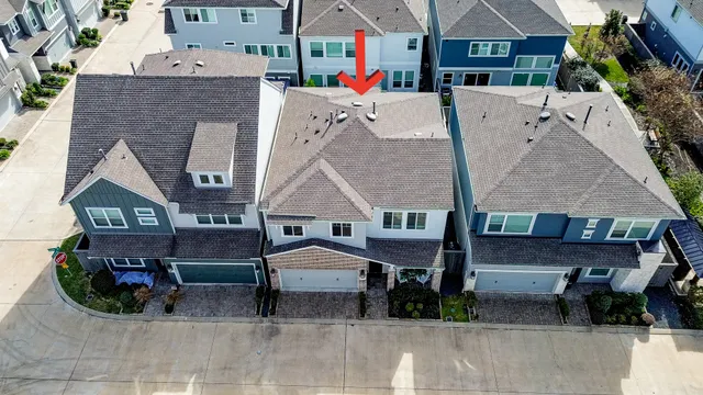 $599,999 | 2505 Swang Pl., Houston, TX 77008