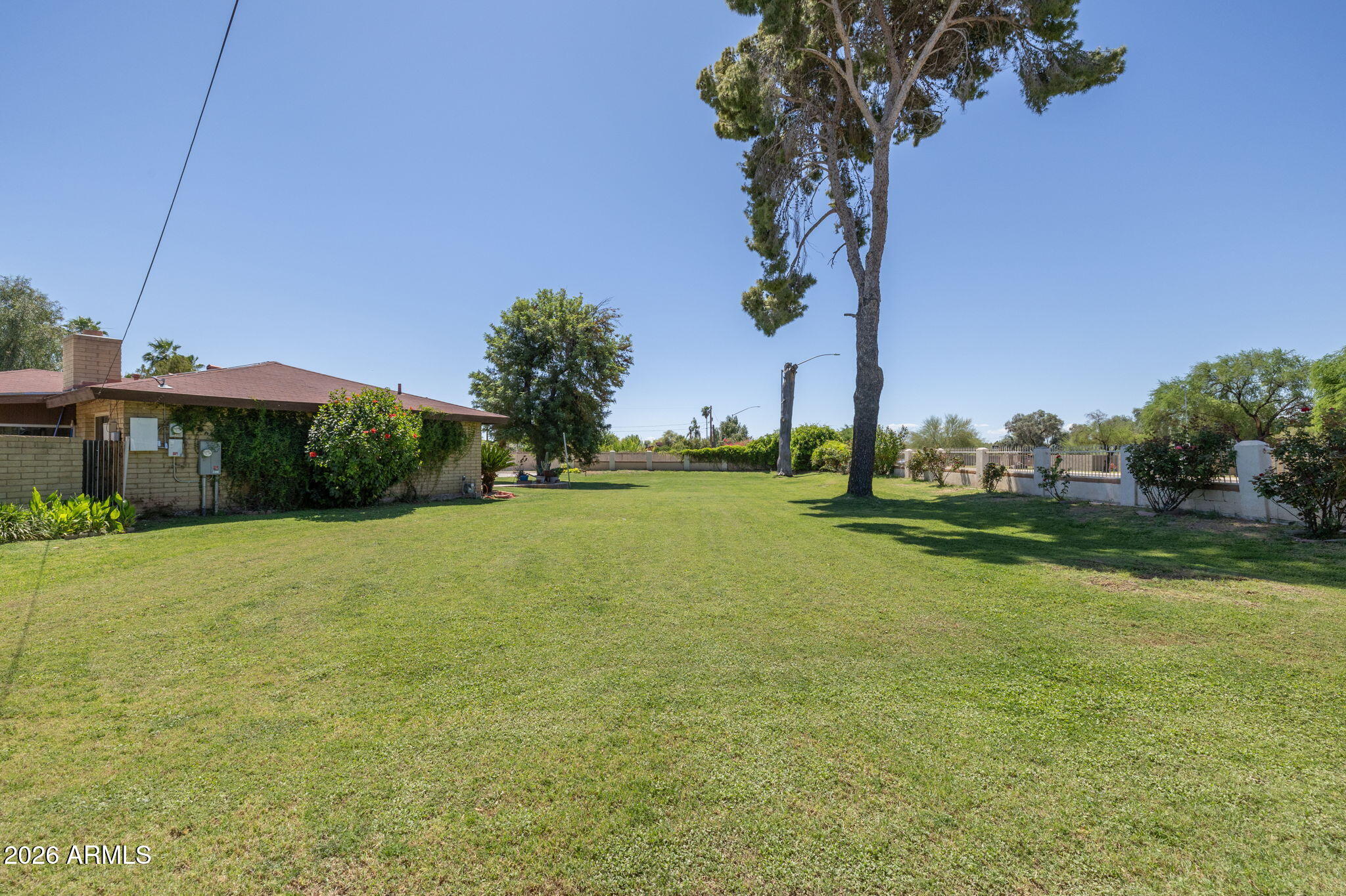 1725 North Lindsay Road Mesa, AZ 85213 - Photo 15 of 74 14-web-or-mls-1725 N. Lindsay Rd-15