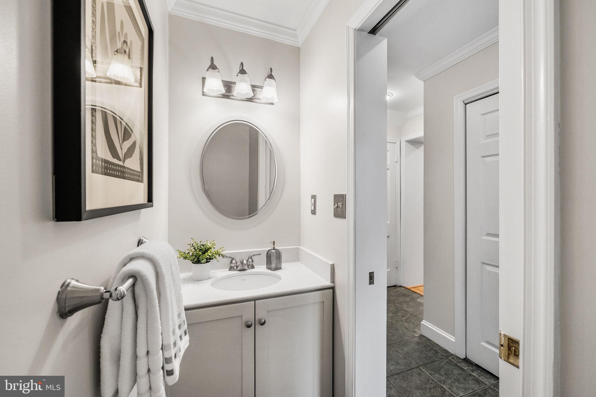 4923 34th Road North Arlington, VA 22207 - Photo 16 of 42 Main level powder room