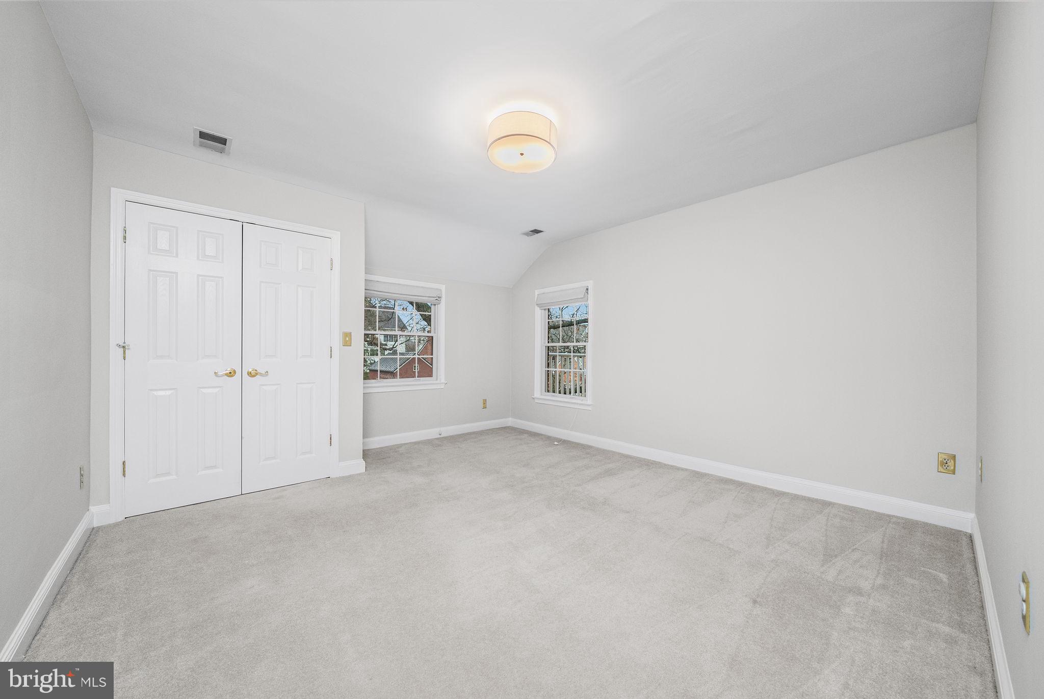 4923 34th Road North Arlington, VA 22207 - Photo 23 of 42 Upper Level Bedroom 3