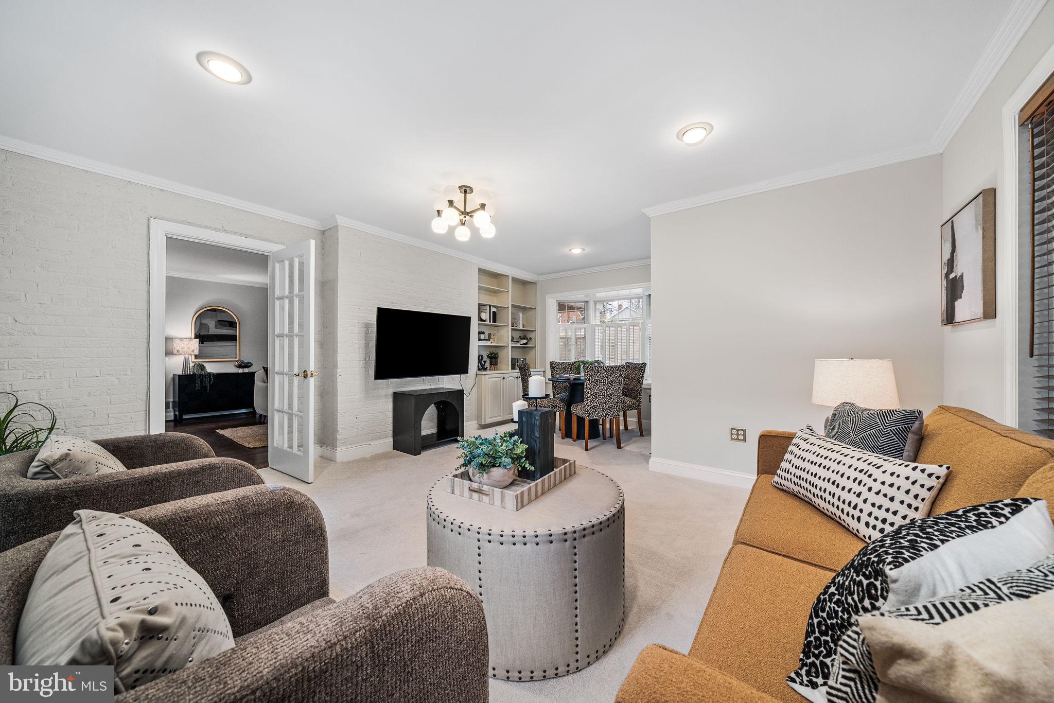 4923 34th Road North Arlington, VA 22207 - Photo 9 of 42 Spacious family room off of living room
