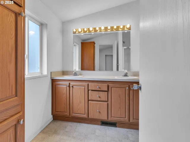 $130,000 | 1005 Ferry Street, Unit 26, Dayton, OR 97114