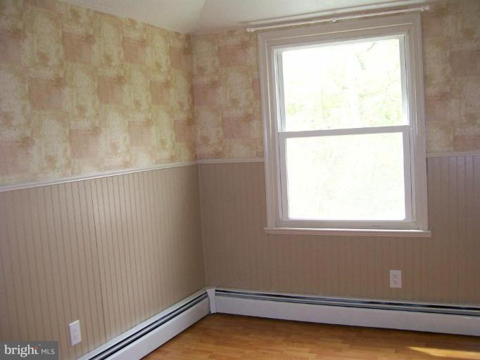 48047 Post Oak Road St. Inigoes, MD 20684 - Photo 8 of 12 Bedroom #1