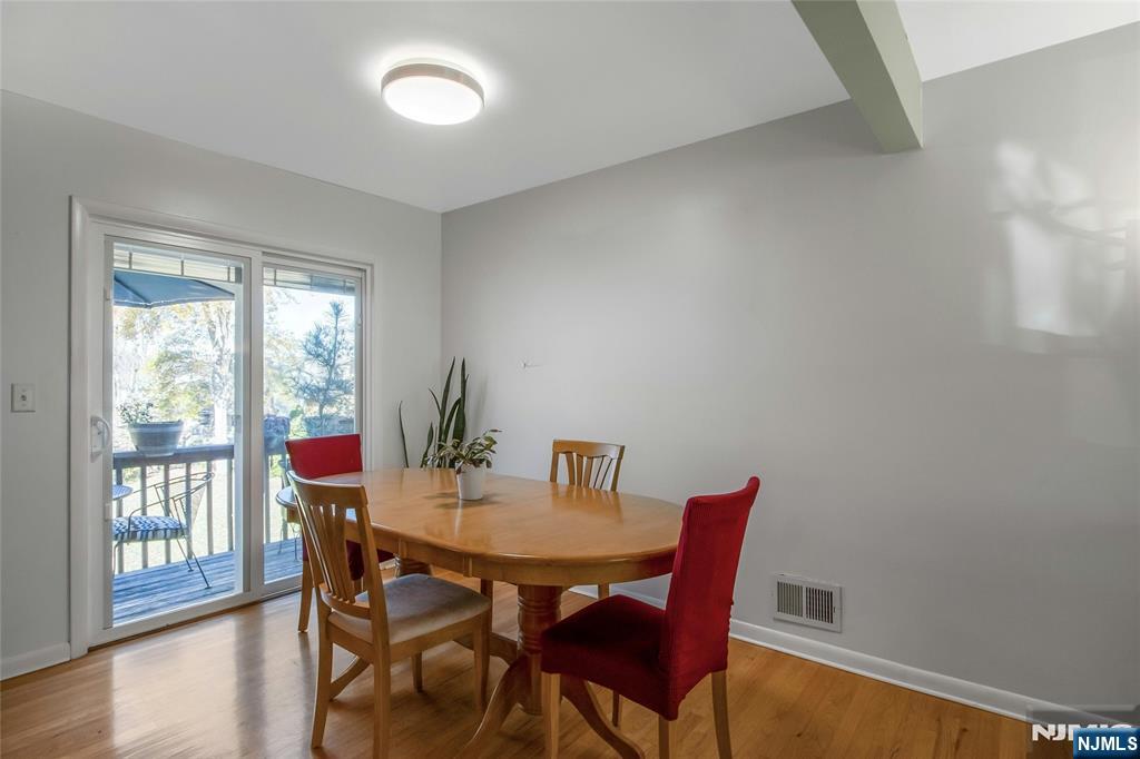 497 Tappan Road Norwood, NJ 07648 - Photo 11 of 33