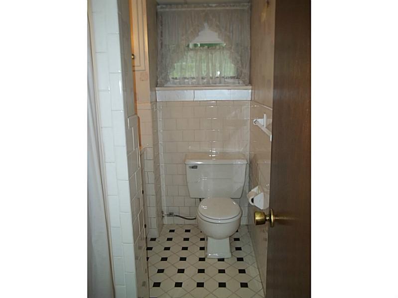 73 Francis Road Glocester, RI 02857 - Photo 20 of 24 Bathroom. In law