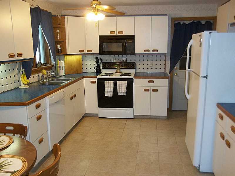73 Francis Road Glocester, RI 02857 - Photo 2 of 24 Kitchen.