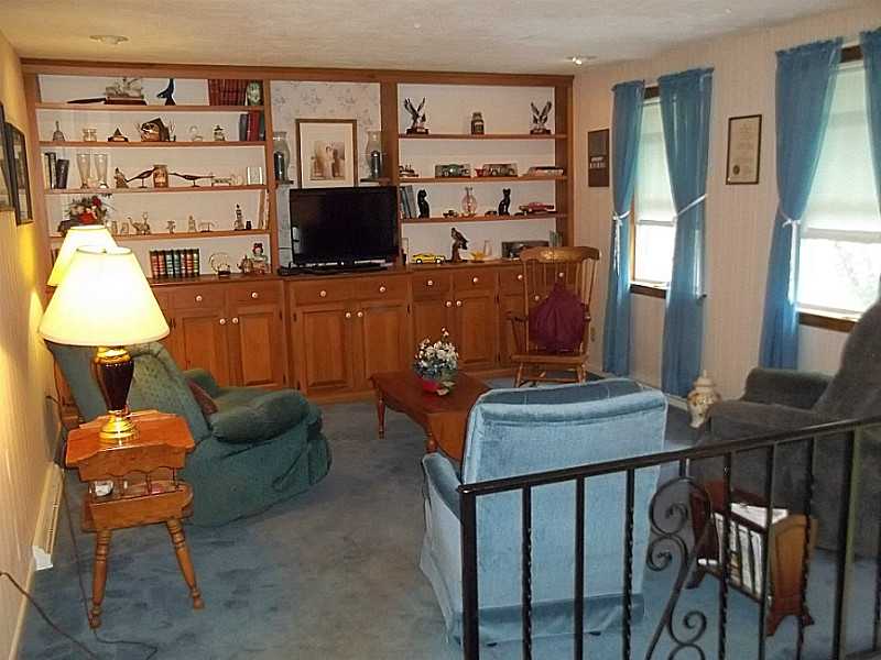 73 Francis Road Glocester, RI 02857 - Photo 5 of 24 Living Room.