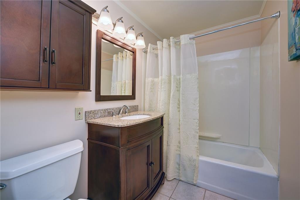 320 High Street Elizabeth, PA 15037 - Photo 19 of 25 UPDATED FULL BATH