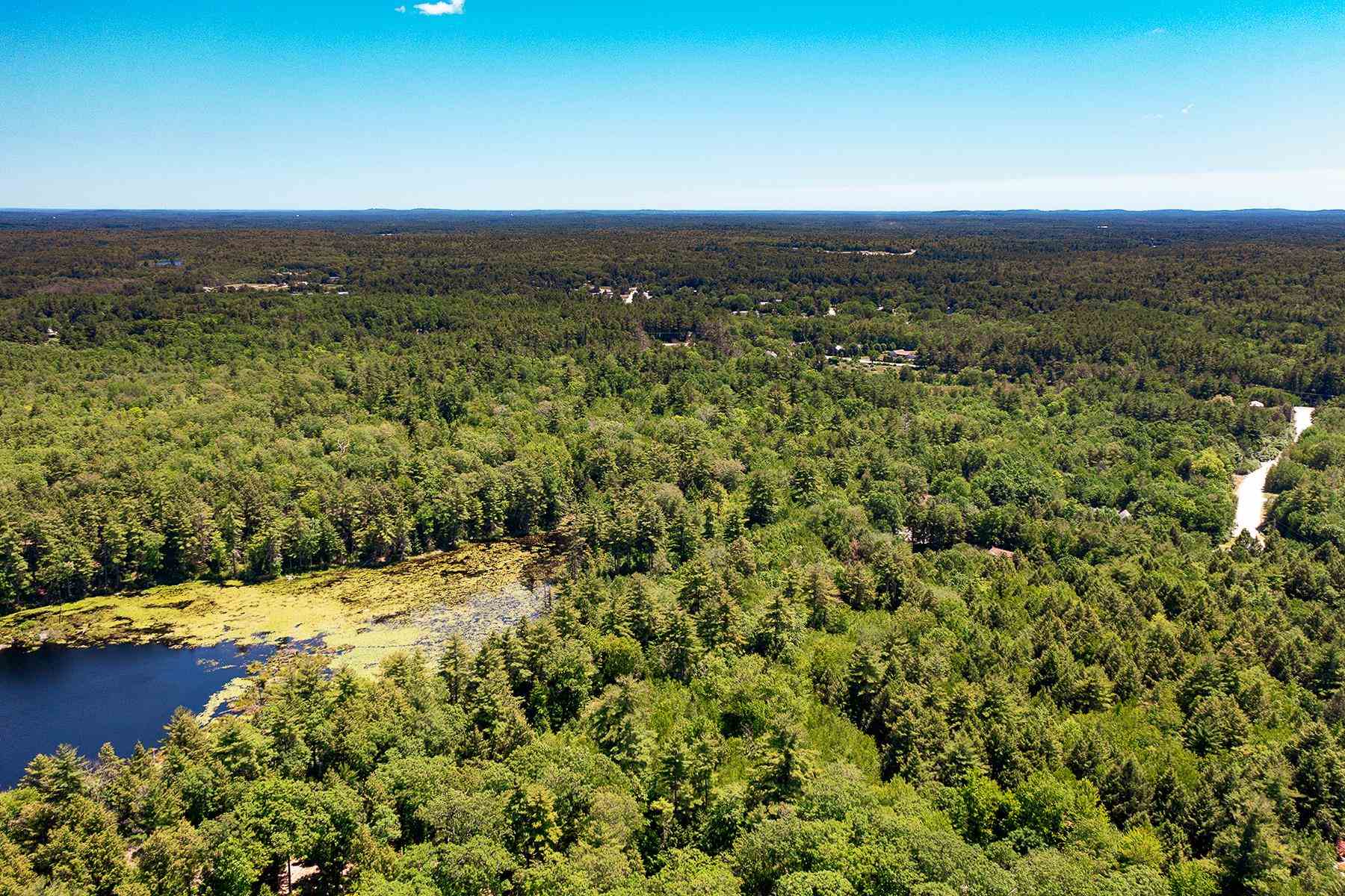 41 Chester Road Raymond, NH 03077 - Photo 4 of 6