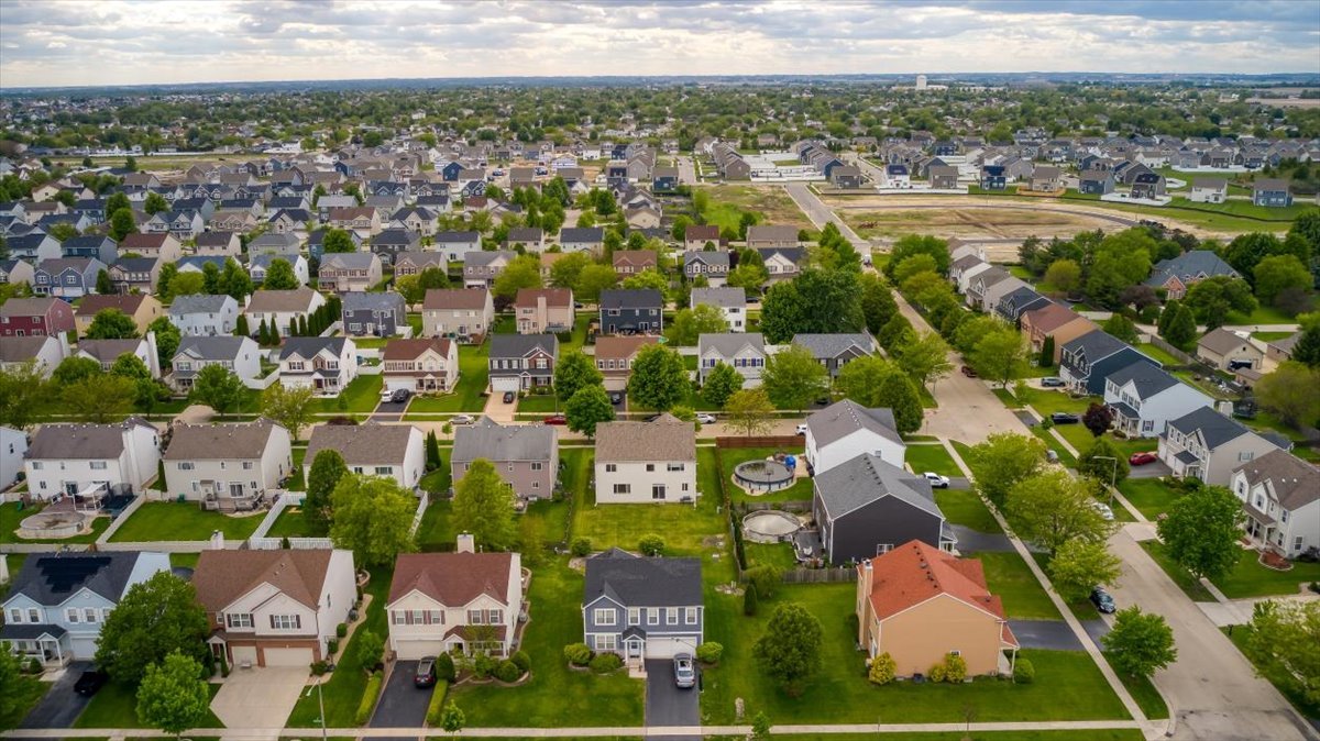 1916 Castle Ridge Drive Plainfield, IL 60586 - Photo 35 of 36 a view of city