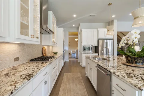 $1,385,000 | 16104 Golden Top Drive, Austin, TX 78738