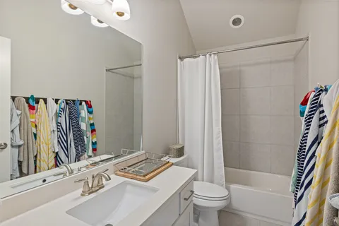 $1,385,000 | 16104 Golden Top Drive, Austin, TX 78738