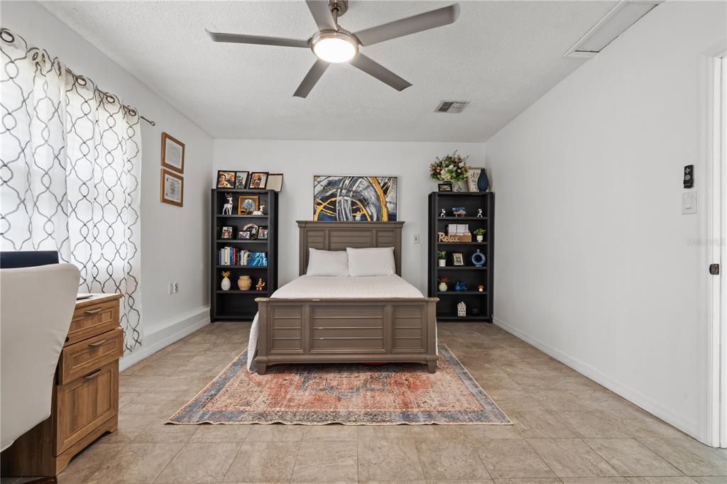 335 Debary Avenue DeBary, FL 32713 - Photo 13 of 31