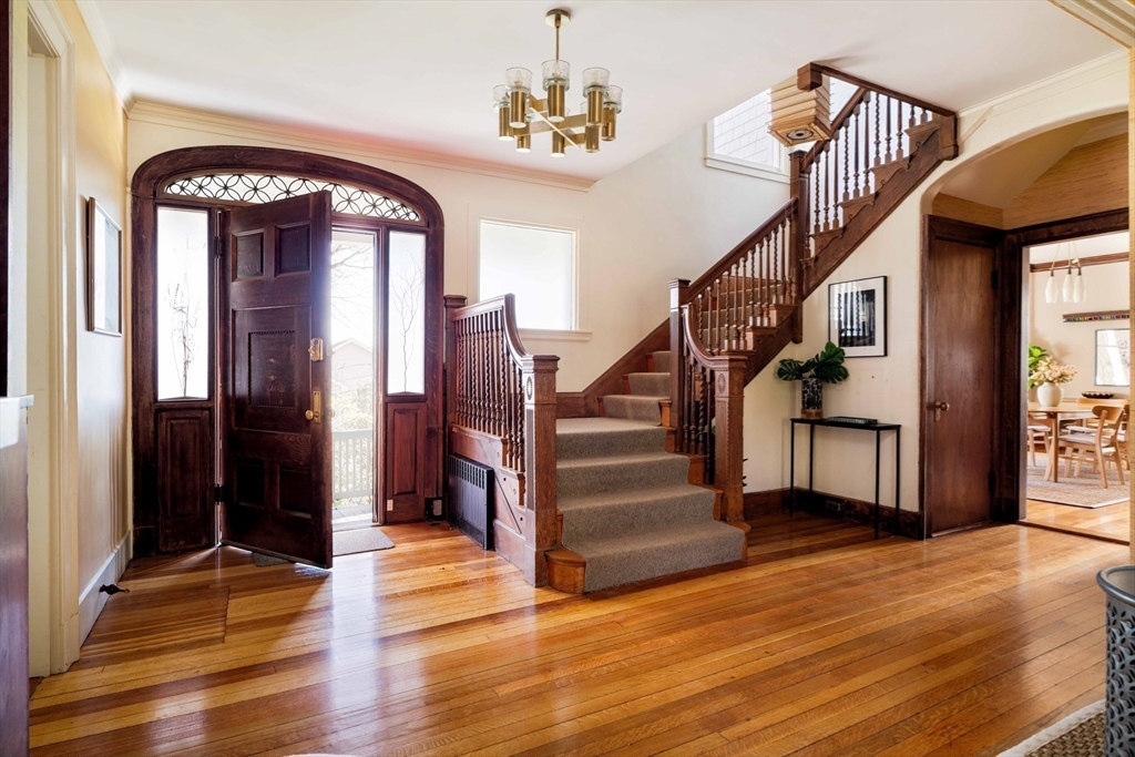 54 Clark Road Brookline, MA 02445 - Photo 7 of 35
