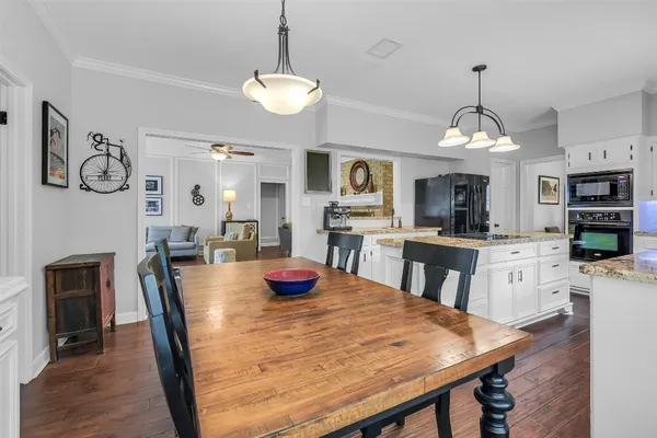 $685,000 | 26 Split Rock Road, Spring, TX 77381