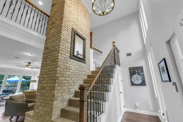 $685,000 | 26 Split Rock Road, Spring, TX 77381