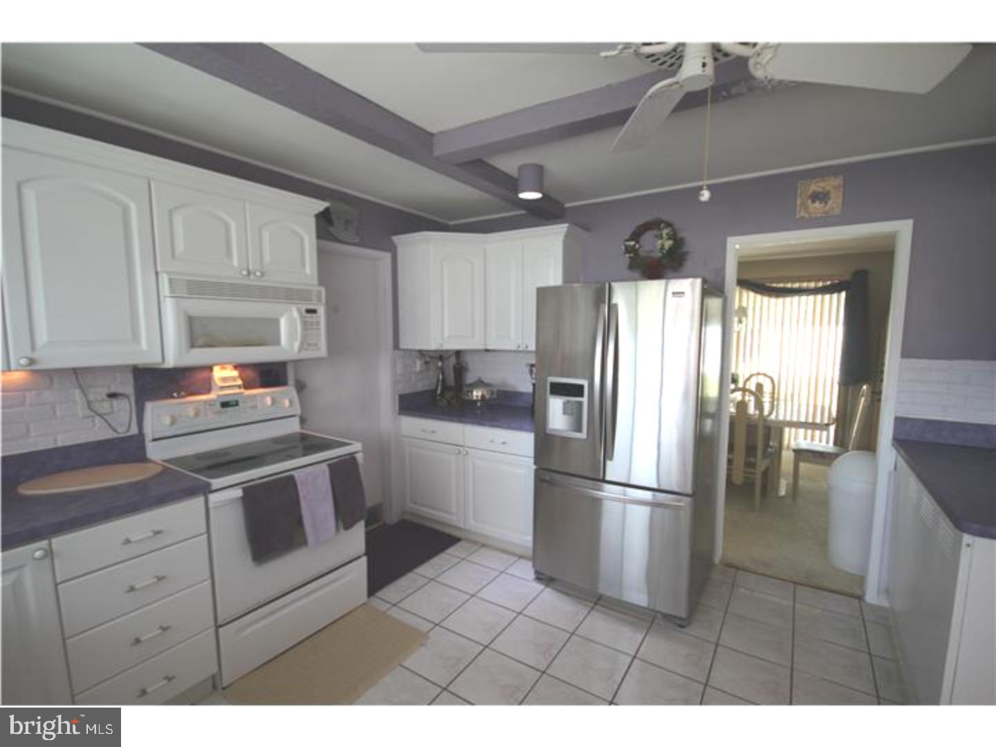 18 Red Berry Road Levittown, PA 19056 - Photo 5 of 20 Gallery Image 5
